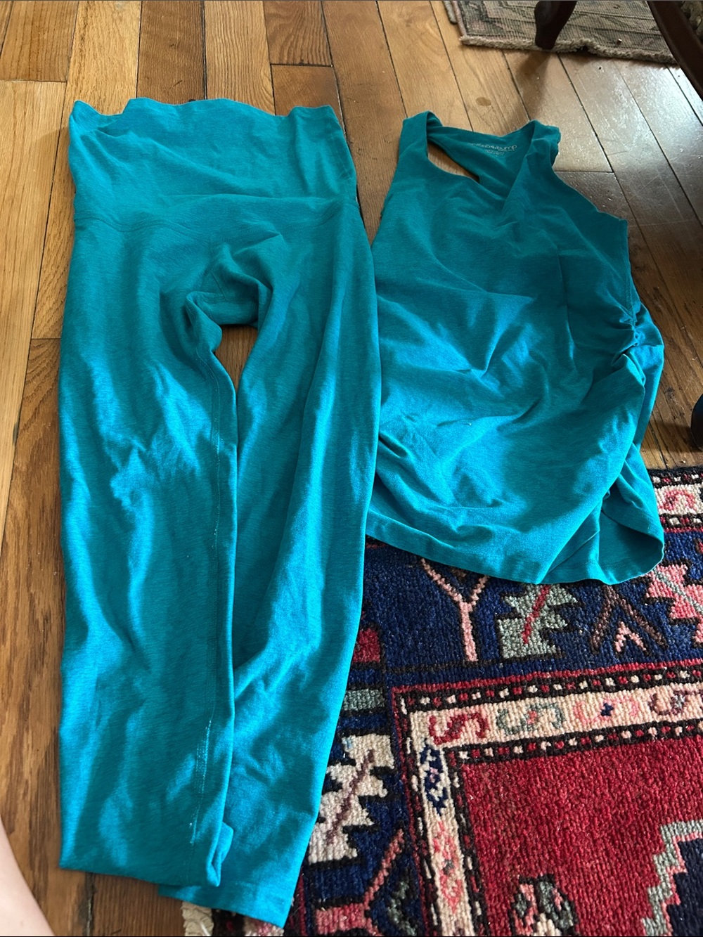 Women’s Maternity Teal Active Leggings and Tank Set